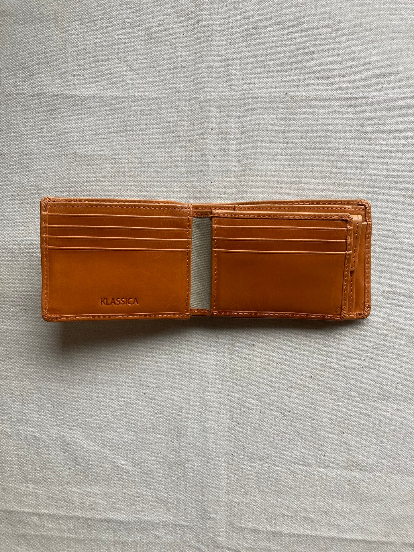 ウォレットショートフラップ2ッ折財布・ケイト(Katie)・KLA-147